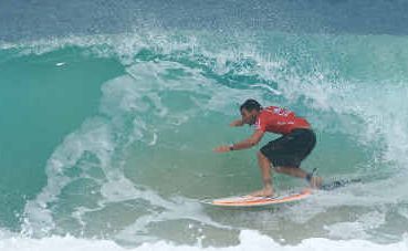 Local hopes ended when Joel Parkinson lost to world No.2 Jordy Smith in the final heat of round five yesterday. Local hopes ended when Joel Parkinson lost to world No.2 Jordy Smith in the final heat of round five yesterday.